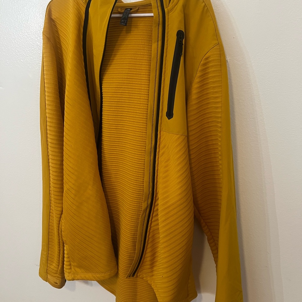 Adidas Men's Yellow Performance Jacket - Picture 8 of 10